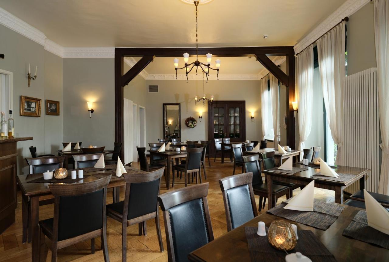 Gutshaus Redewisch Hotel & Restaurant Boltenhagen  Exterior foto